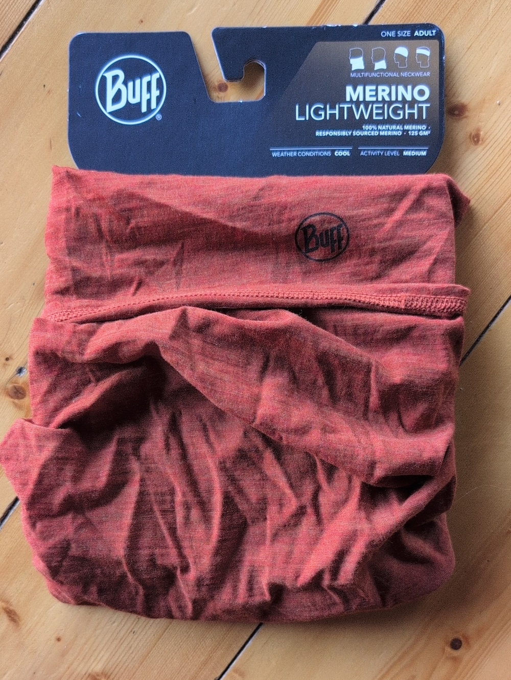Buff Merino Lightweight Neckwear in Rust